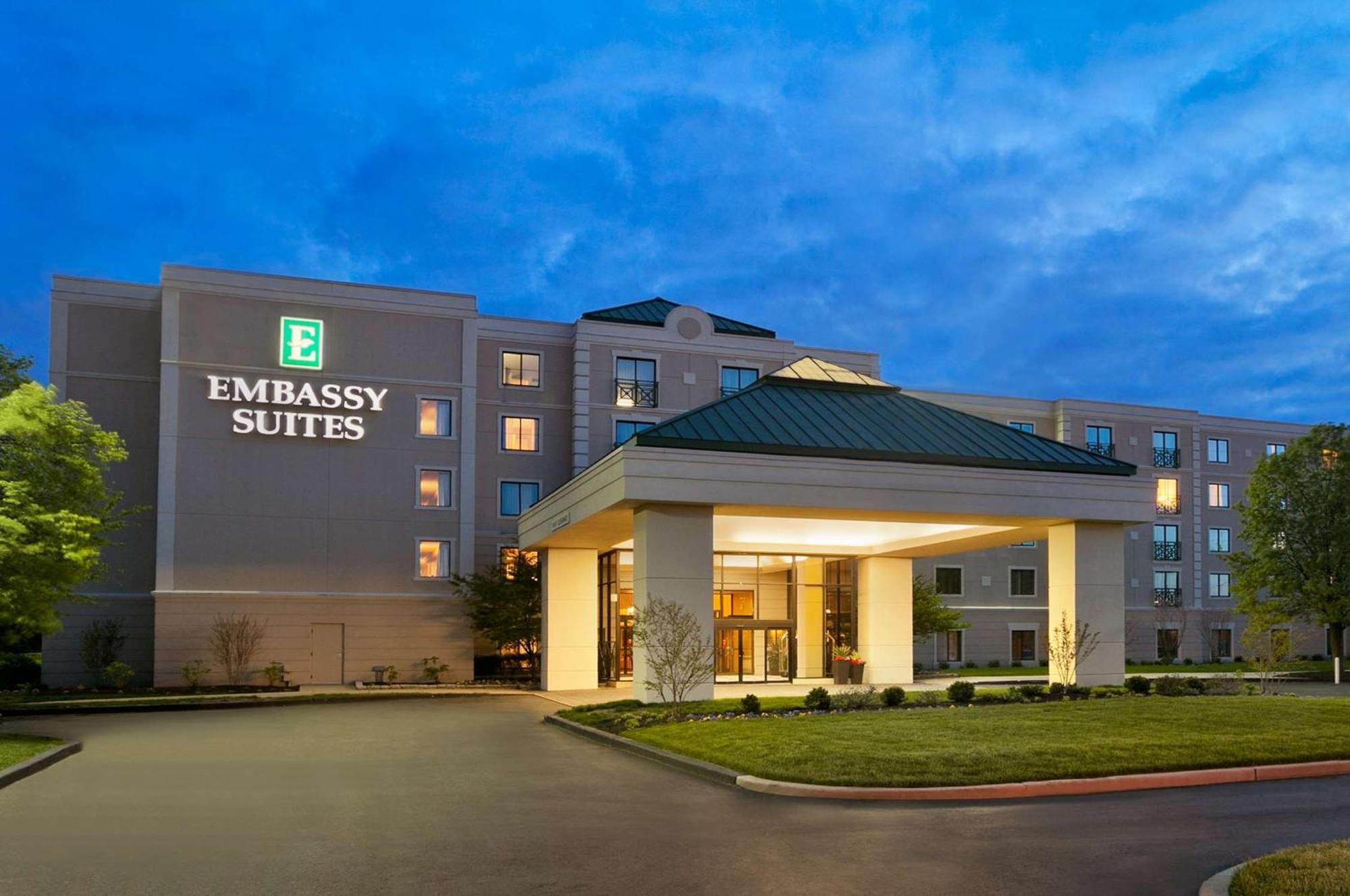 Embassy Suites By Hilton Philadelphia Airport Exterior photo