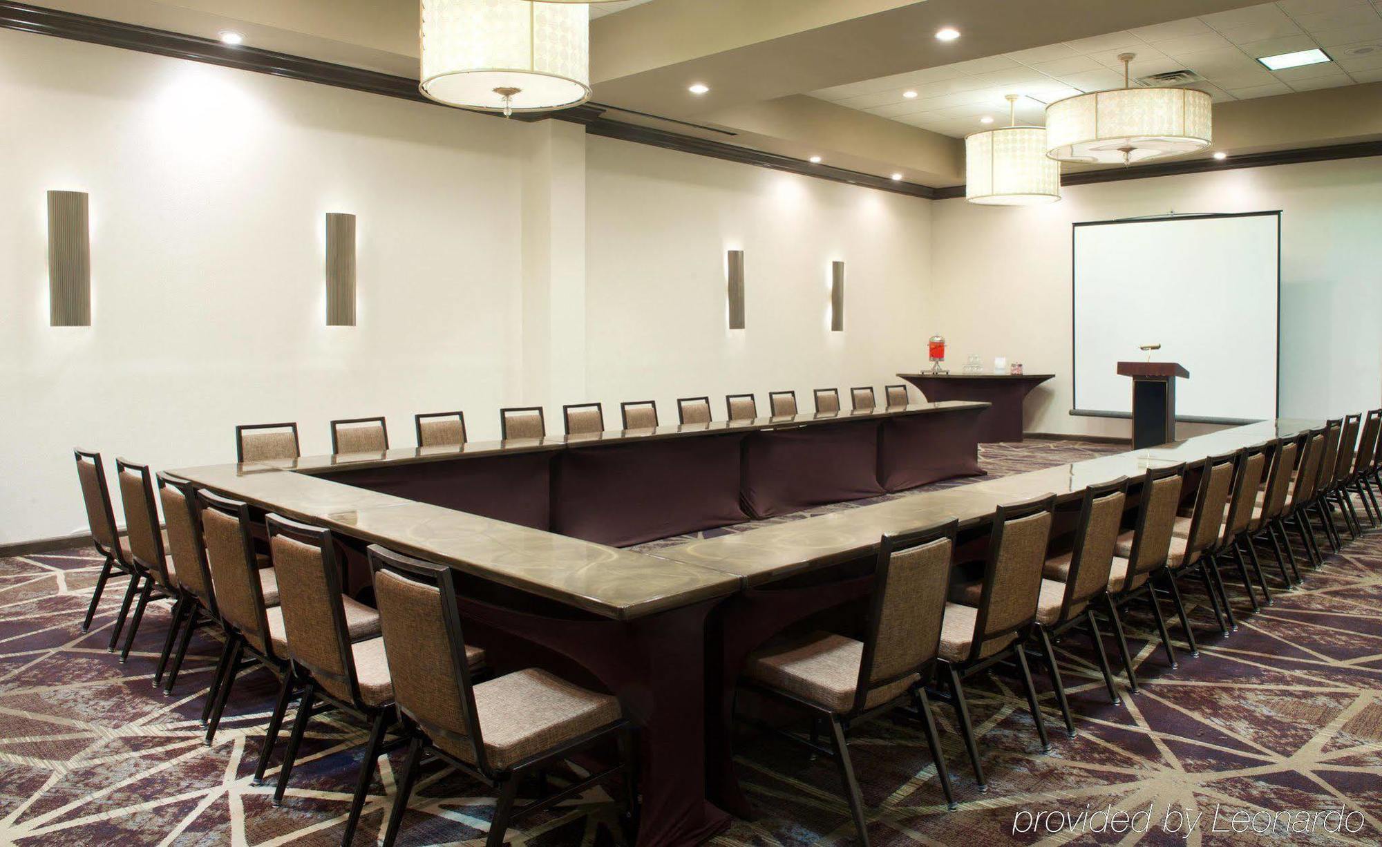 Embassy Suites By Hilton Philadelphia Airport Exterior photo